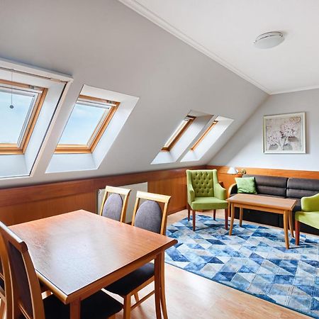 Holiday Club Apartman Hotel Hévíz Buitenkant foto