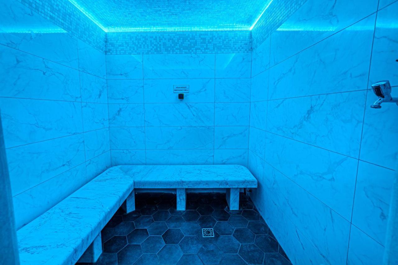 Holiday Club Apartman Hotel Hévíz Buitenkant foto