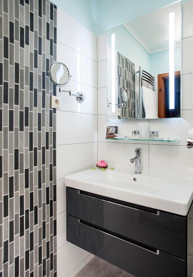 Holiday Club Apartman Hotel Hévíz Buitenkant foto