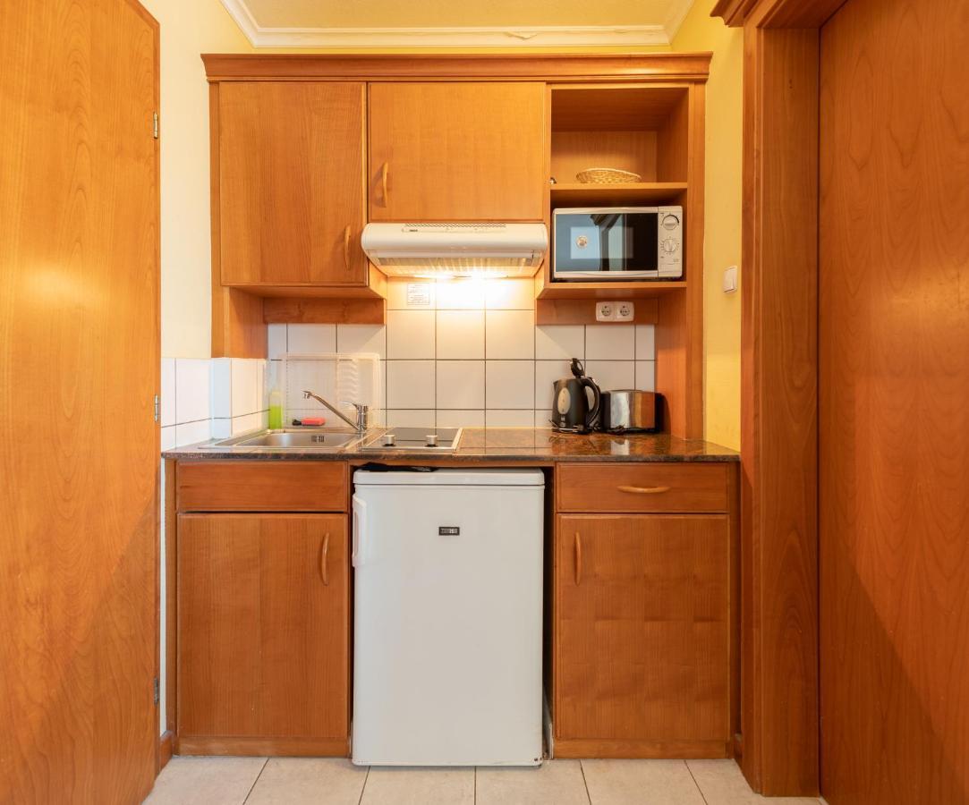 Holiday Club Apartman Hotel Hévíz Buitenkant foto